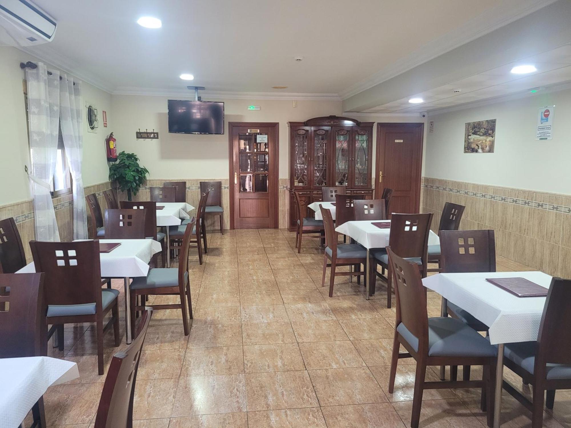 Hostal Restaurante El Paraiso Don Benito Exteriör bild
